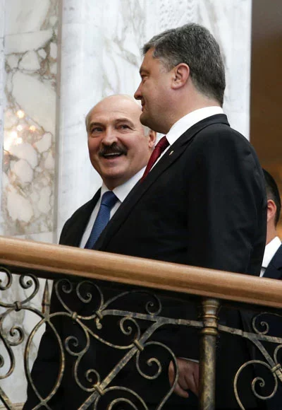 фота з сустрэчы ў Мінску 26 жніўня 2014, Reuters.com