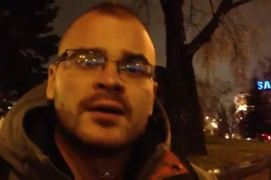 Кадр одного из видео, снятых Тесаком в Минске.