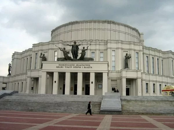 Нацыянальны акадэмічны Вялікі тэатр оперы і балета
