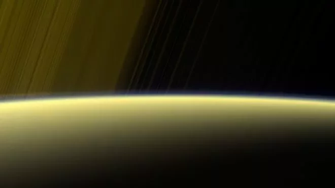 Космический зонд «Кассини» приступил к выполнению финальной стадии своей миссии по изучению Сатурна.