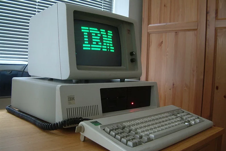 Компьютер IBM PC/XT 1983 — «золотой эры» IBM. Фото Ruben de Rijcke