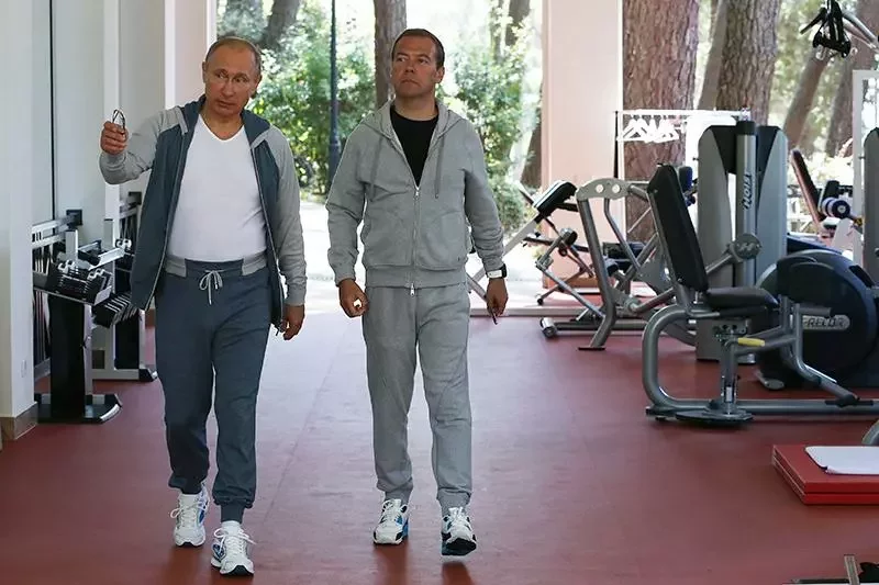 Путин (слева) и премьер Медведев тренировались в Сочи