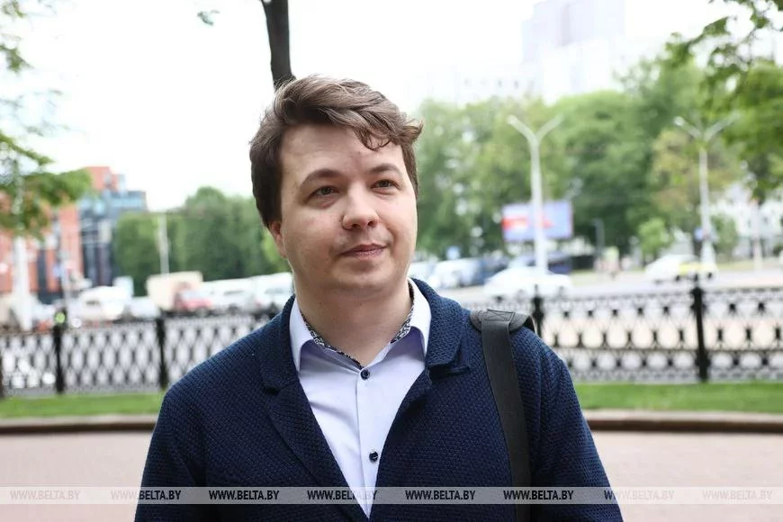 Роман Протасевич возле Минского областного суда, 22 мая 2023 г. Фото: БелТА