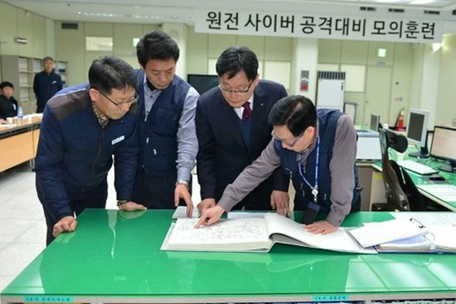 Компания Korea Hydro and Nuclear Power проводит учения на блоках АЭС в целях проверки защищенности от кибернападений. Фото GETTY IMAGES. 