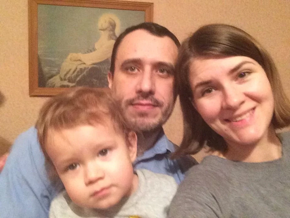 Павел Северинец с женой Ольгой и сыном Франтишком. Фото с facebook.com.