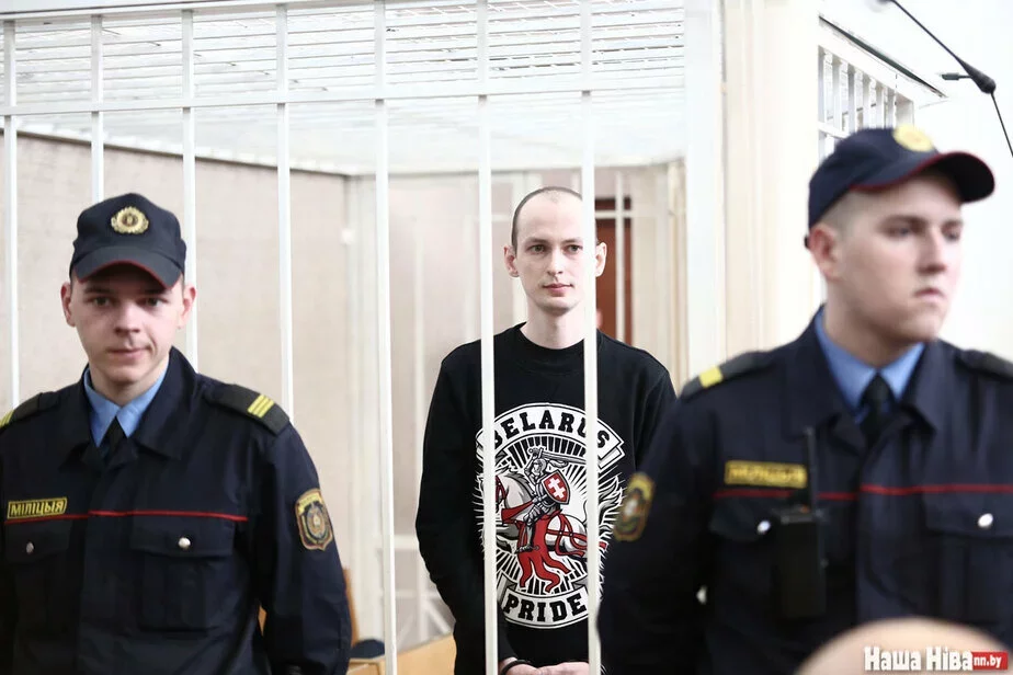 Эдуард Пальчис во время суда в 2016 году. Фото Сергея Гудилина