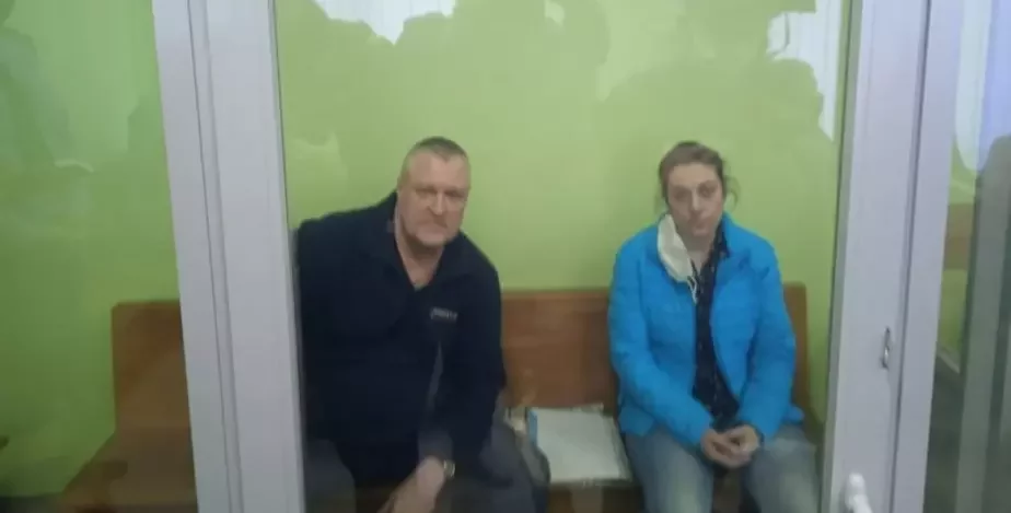 Леонид Судаленко и Татьяна Ласица в зале суда