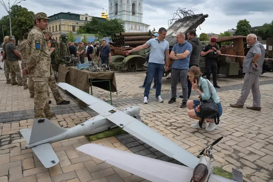 Russian drones Rasijskija drony Rośsijskije drony